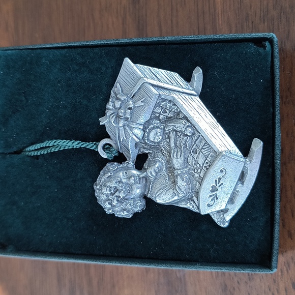 Pewter Port Vintage Girl Ornament - Picture 12 of 12